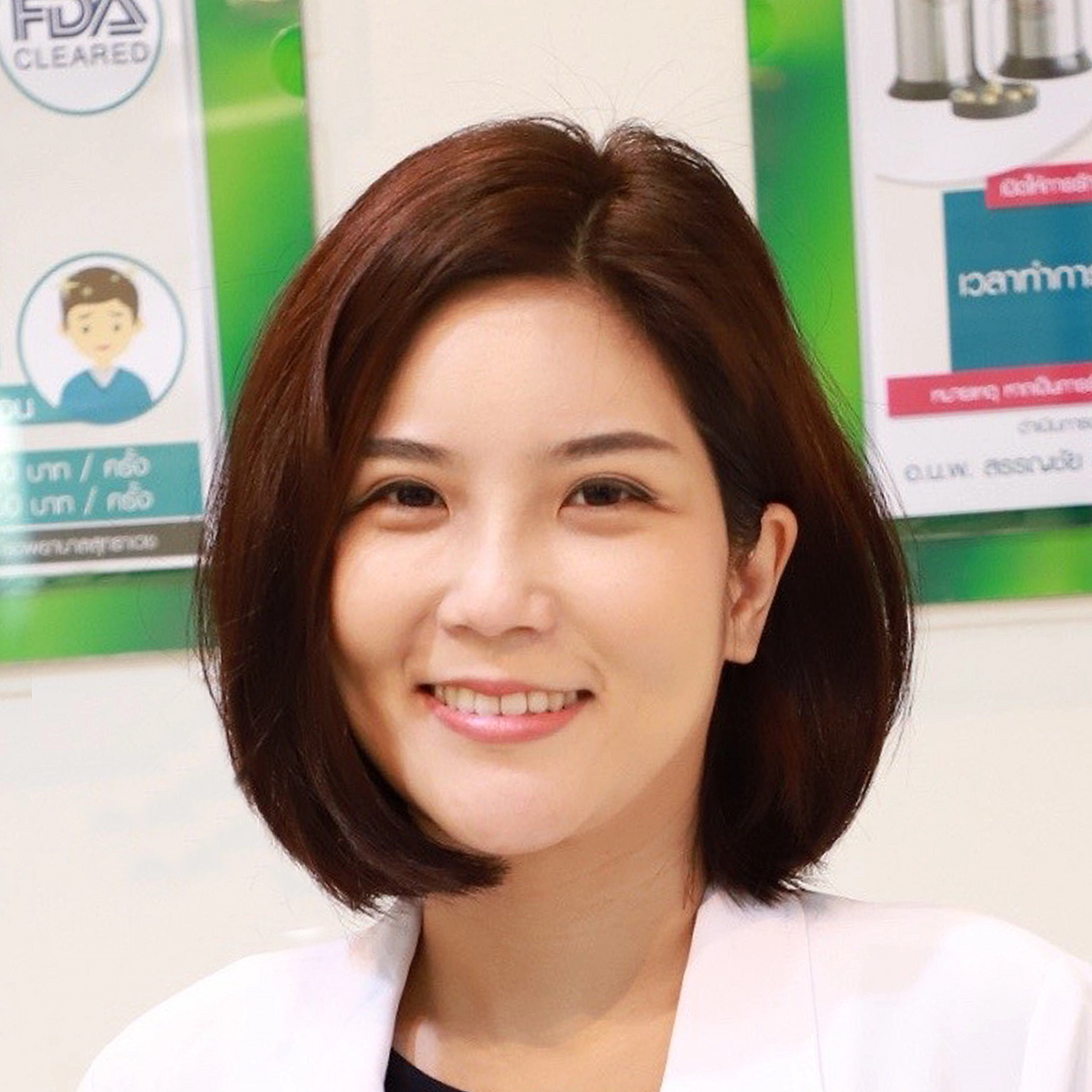 ALITA SOMBATMAITHAI, MD แพทย์หญิงอลิตา สมบัติไหมไทย